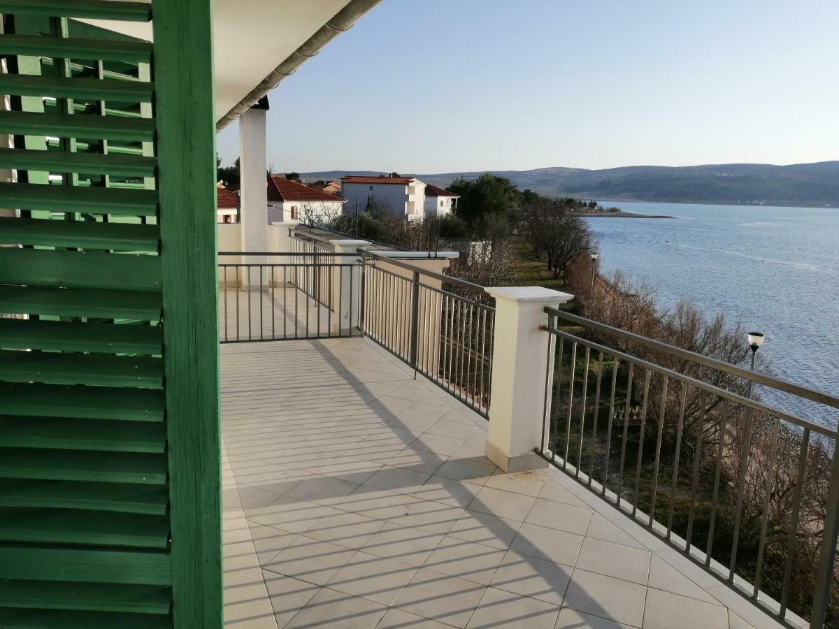 Apartmani Marin Селине Экстерьер фото